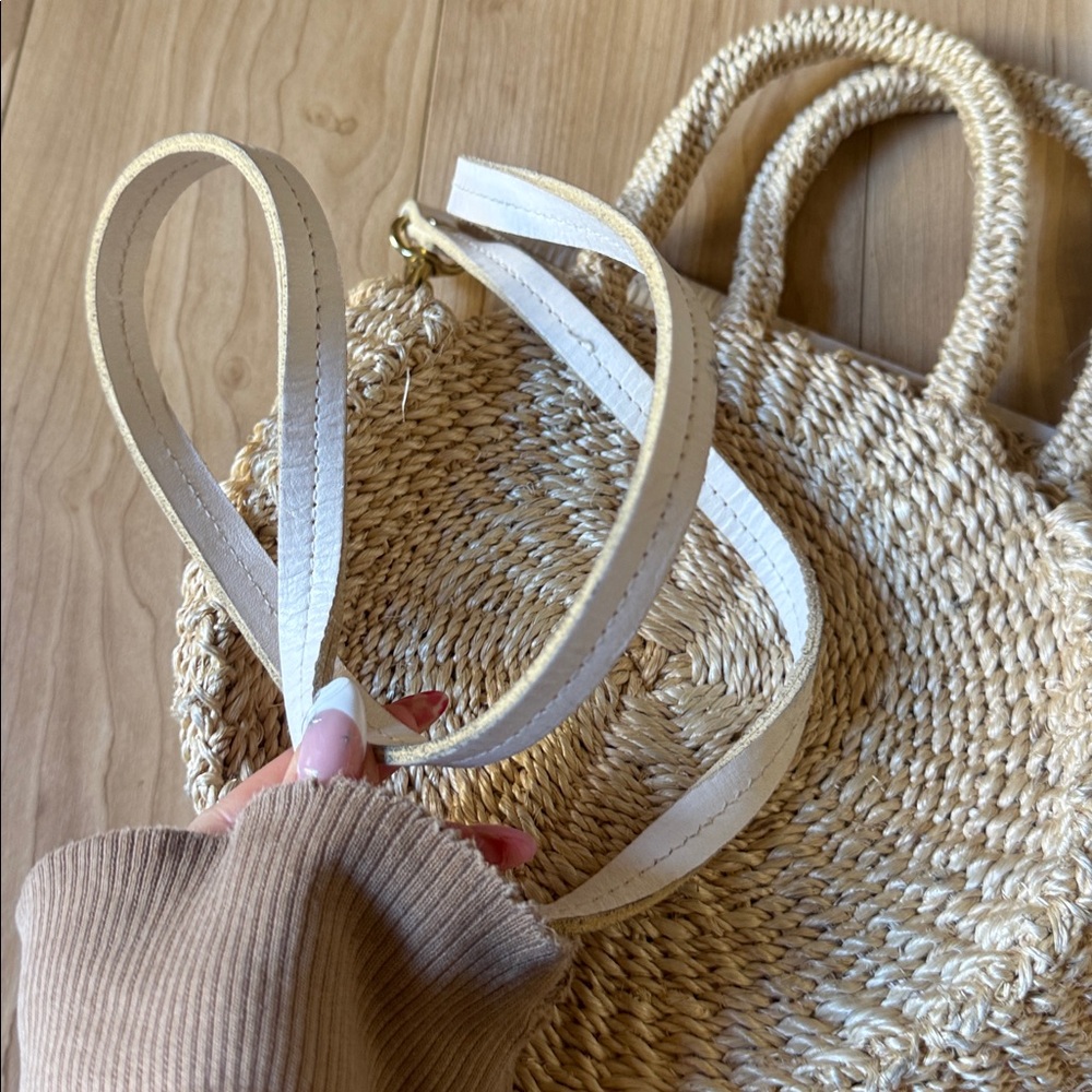 Clare V Natural Woven Tote Bag - Picture 4 of 4